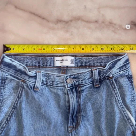 Abercrombie Kids baggy cargo blue jeans size 11/12 - Picture 11 of 12